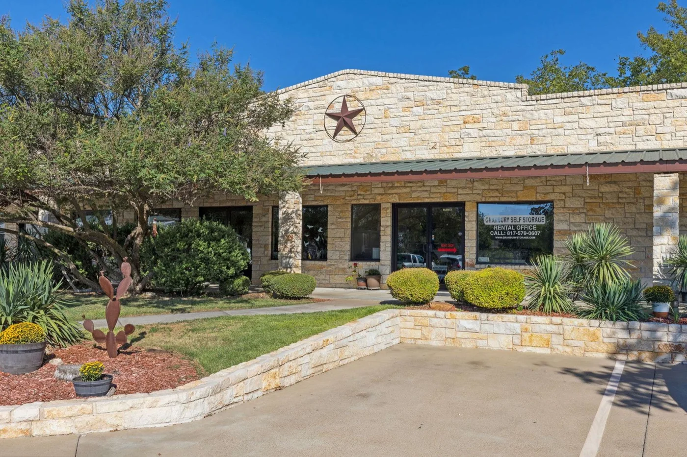 JOURNEY.STORAGE™ office building on Temple Hall Hwy, Granbury TX