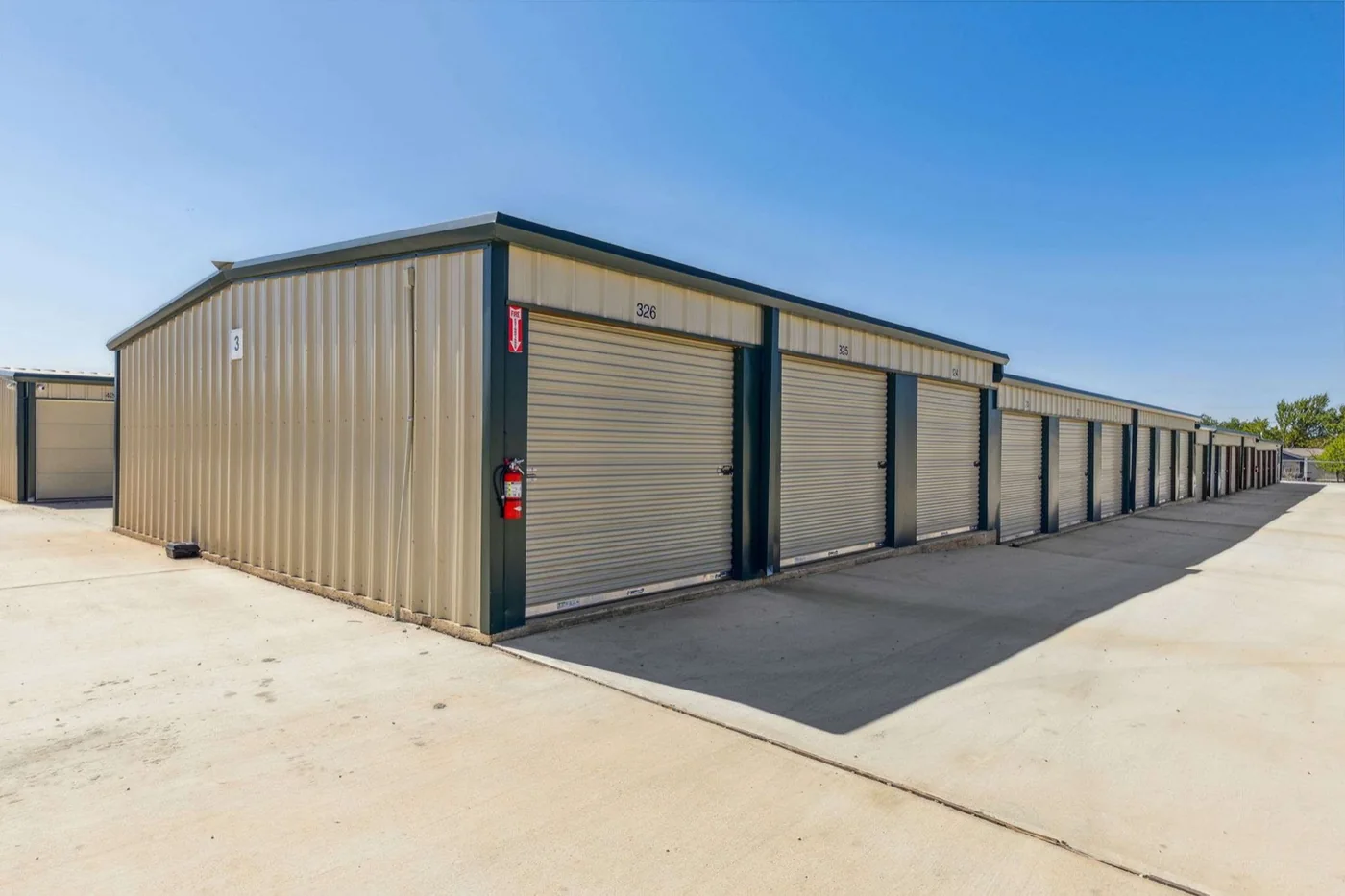 Drive-up storage rows at Western Hills Trail